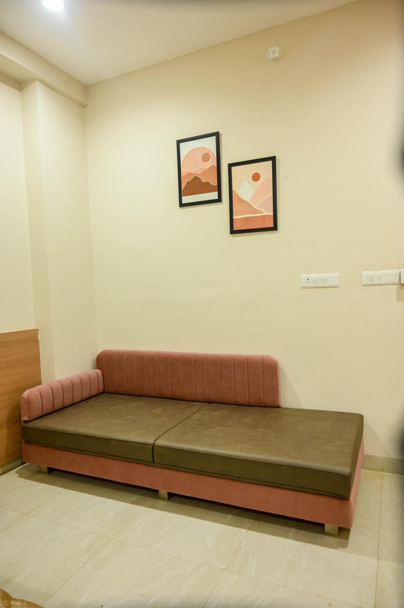 Hotel Maa Bhagwati Palace Khandwa ภายนอก รูปภาพ